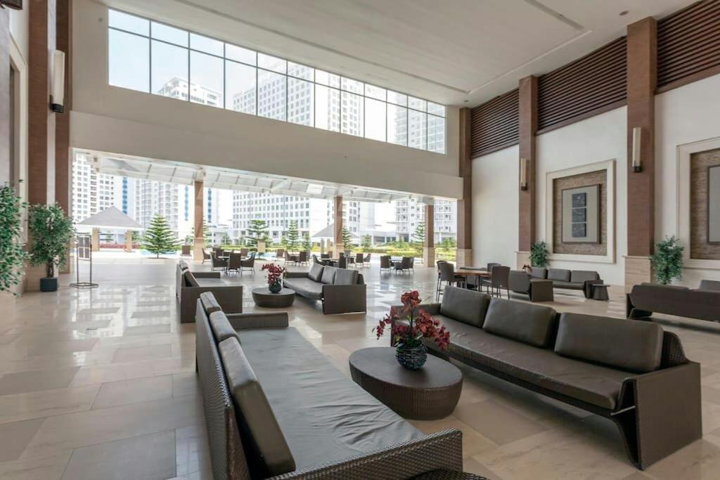 Wind Residences By Smco Tagaytay City Exterior photo